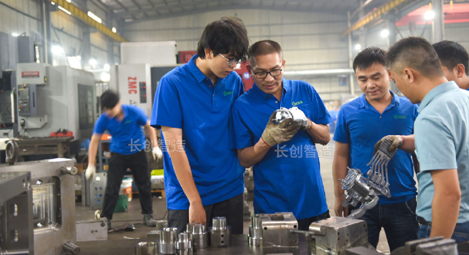 模具设计制造能力-模具房02.jpg